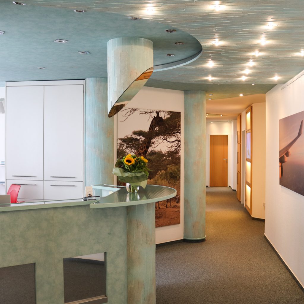 082024 Tresen Empfang Flur